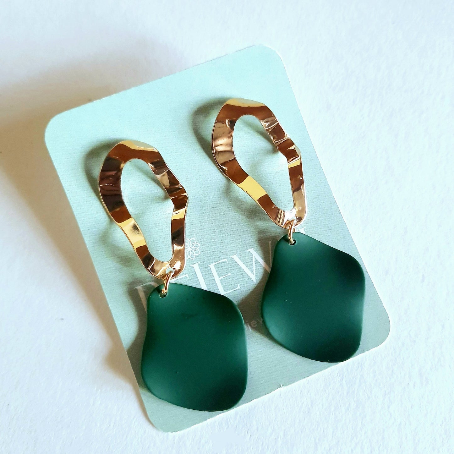 Celtic Shaped Earrings - Green